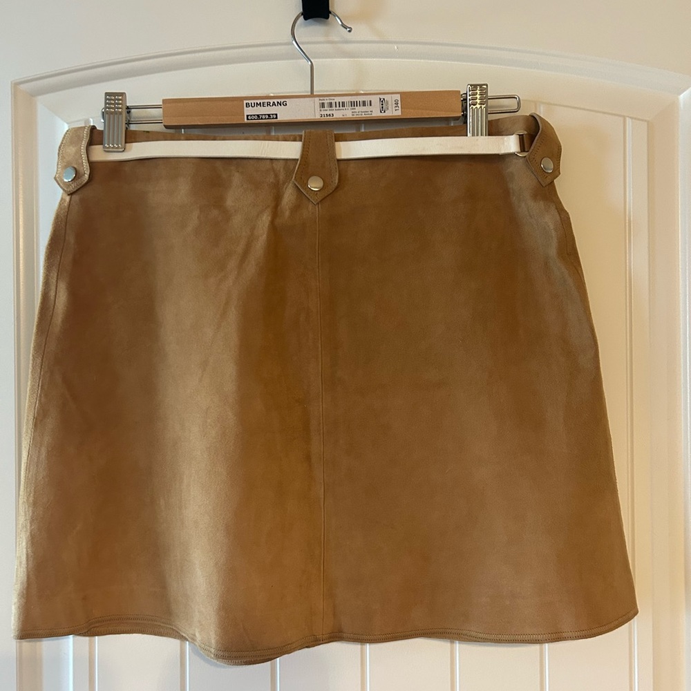 NWOT - Tara Jarmon Suede Mink Skirt - Picture 5 of 7